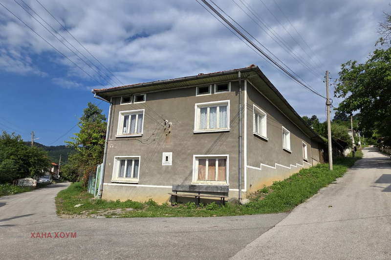 House in Oblast Lovech, Terziisko
