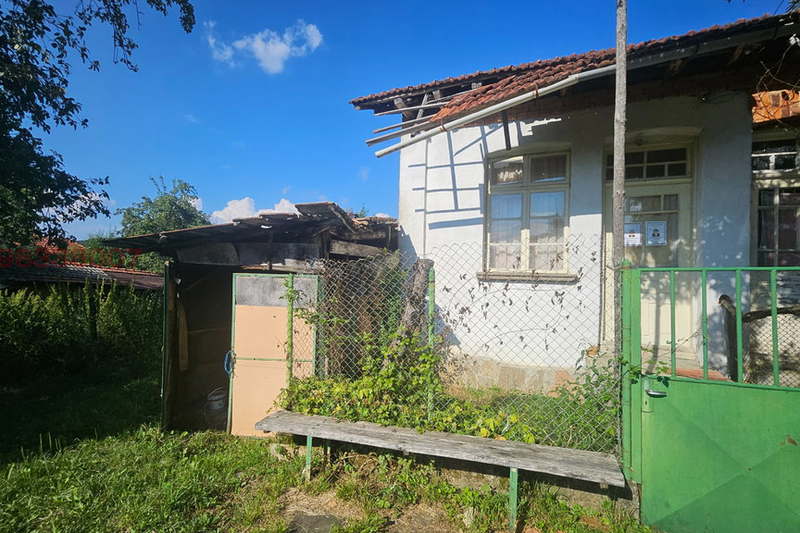Къща в Ловеч, с. Велчево