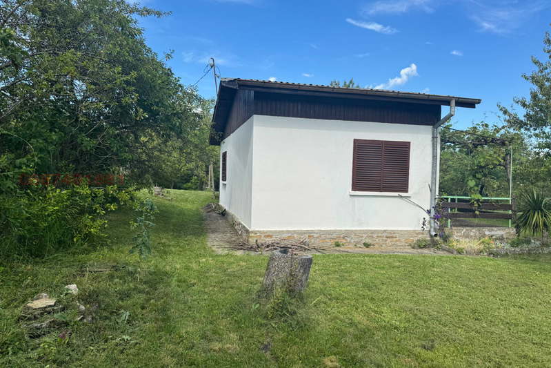 House in Oblast Gabrovo, Velkovci