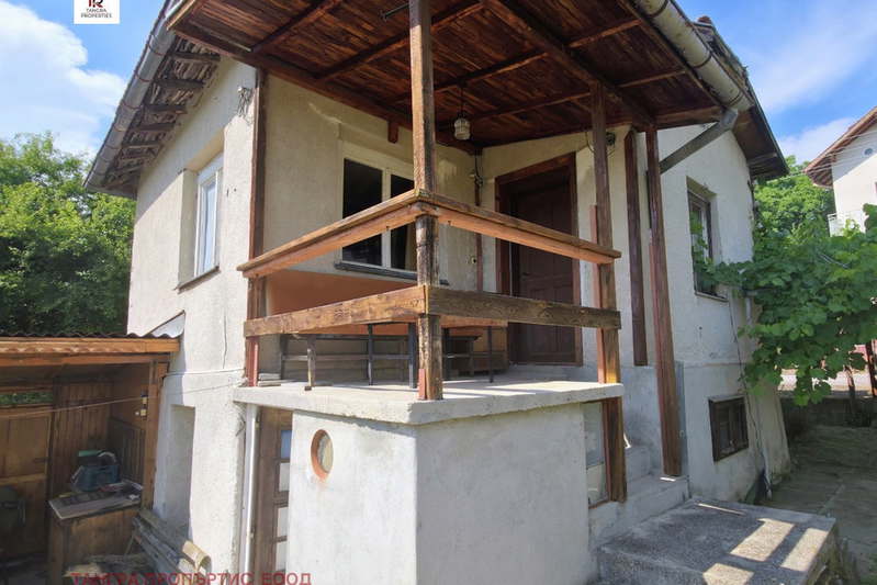 House in Oblast Pernik, с. Вискяр