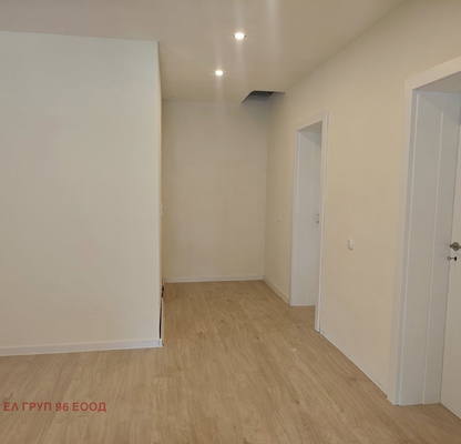 Photo 5 — House in област София, Vlado Trichkov