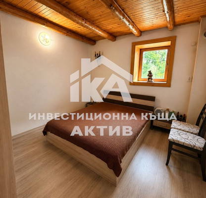 Снимка 5 — Къща в Пловдив, с. Врата