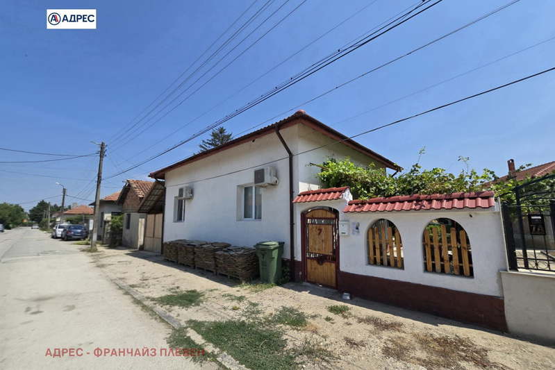 House in Oblast Pleven, Yasen