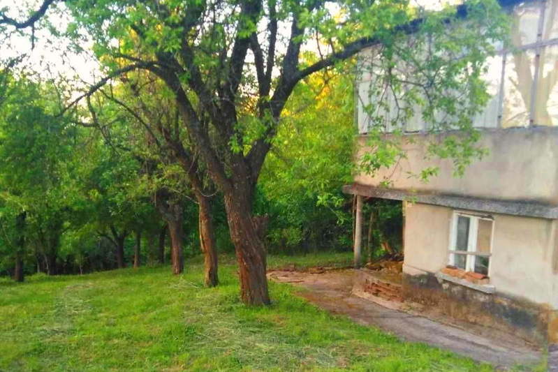 House in Oblast Tyrgovishte, Yastrebino