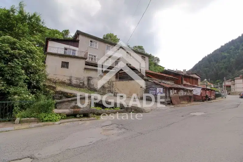 House in Oblast Smolyan, Zabyrdo