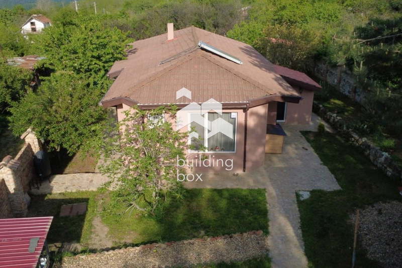 House in Zvezdica