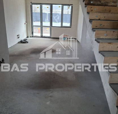 Photo 3 — House in Sofiya, Suhodol