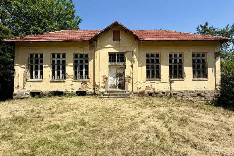 House in Oblast Lovech, Troyan