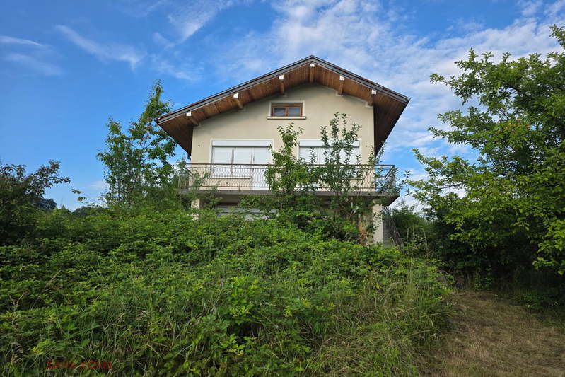 House in Oblast Lovech, Troyan