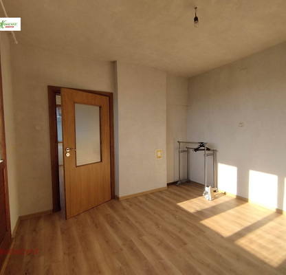 Photo 2 — House in Oblast Lovech, Troyan