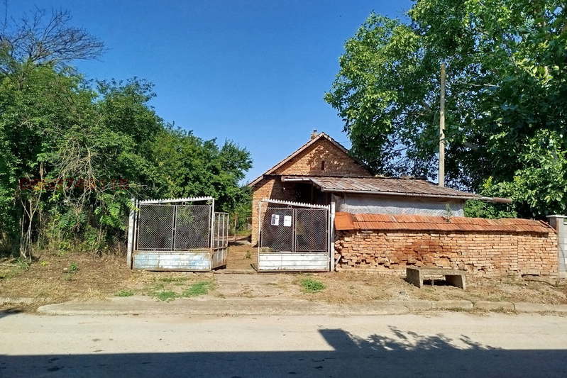 Къща в Плевен, Тръстеник