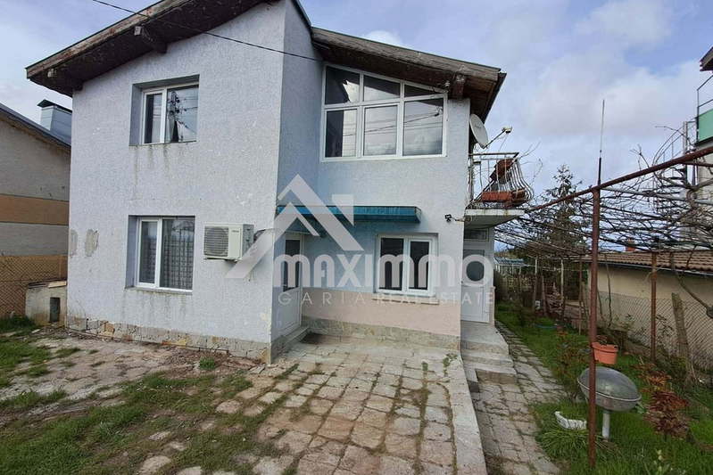 House in Varna, Borovec - Sever