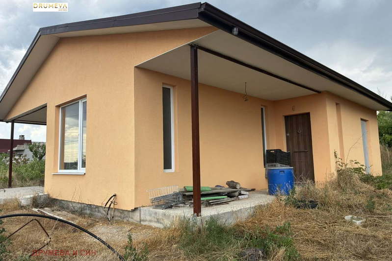 House in Varna, Borovec - Yug