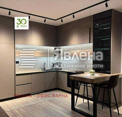 Снимка 2 — Къща във Варна, м-т Манастирски рид