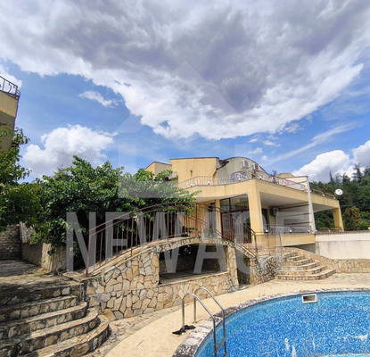Снимка 4 — Къща във Варна, м-т Манастирски рид