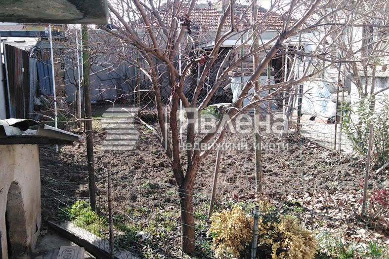 House in Varna, Troshevo