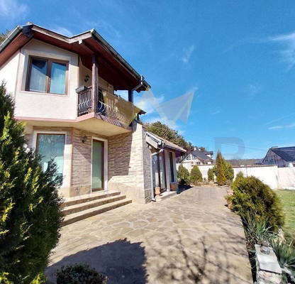 Photo 2 — House in Varna, Vinica