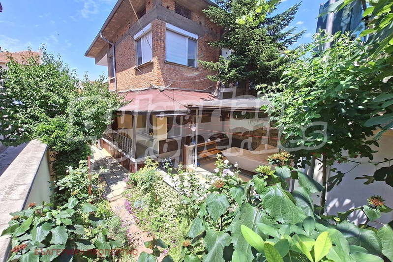 House in Yambol, Centyr
