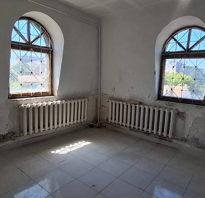 Photo 3 — Office in Oblast Yambol, Elhovo