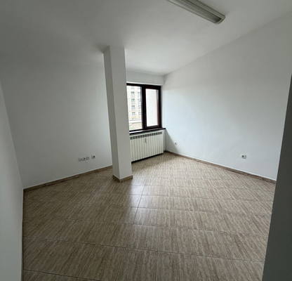 Photo 5 — Office in Pernik, Dimova Mahala