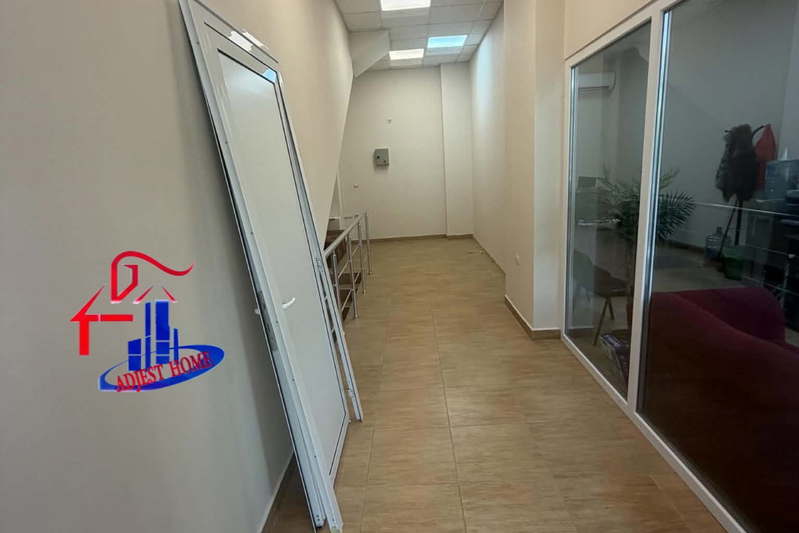 Office in Shumen, Centyr