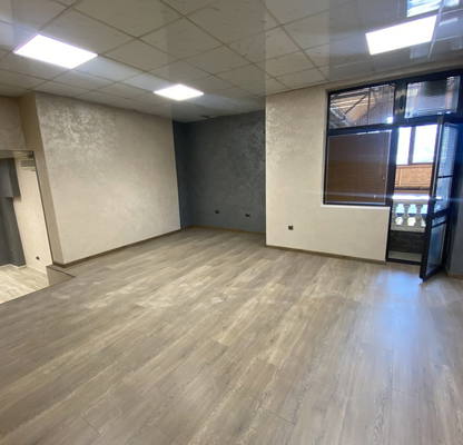 Photo 2 — Office in Sofiya, Banishora