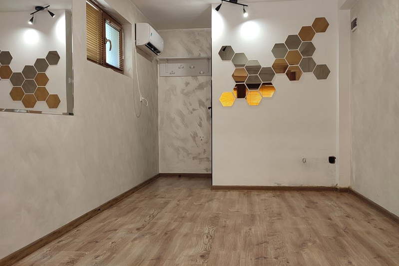 Office in Sofiya, Bykston
