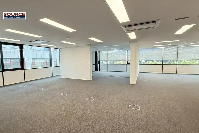 Office in Sofiya, Centyr