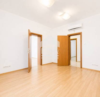 Photo 5 — Office in Sofiya, Centyr