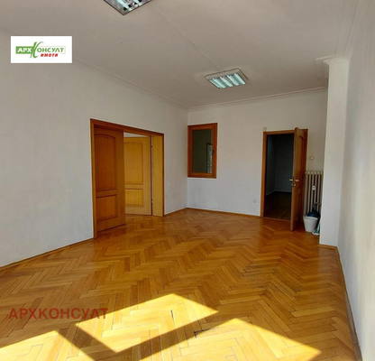 Photo 4 — Office in Sofiya, Centyr