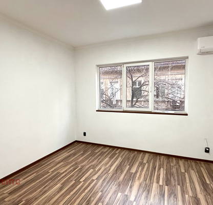Photo 4 — Office in Sofiya, Centyr