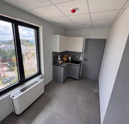 Photo 5 — Office in Sofiya, Mladost 4