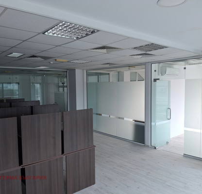 Photo 3 — Office in Sofiya, Studentski Grad