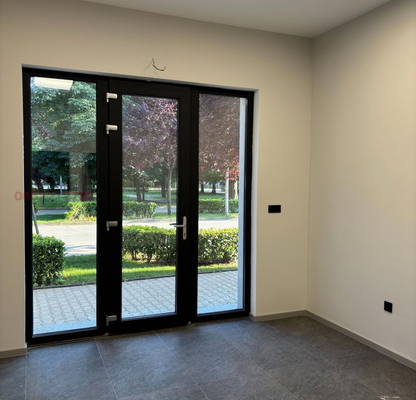 Photo 2 — Office in Oblast Haskovo, Svilengrad