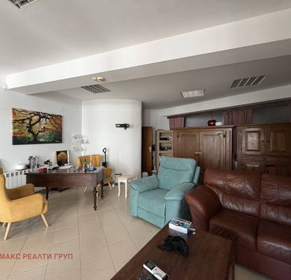 Photo 3 — Office in Tyrgovishte, Centyr