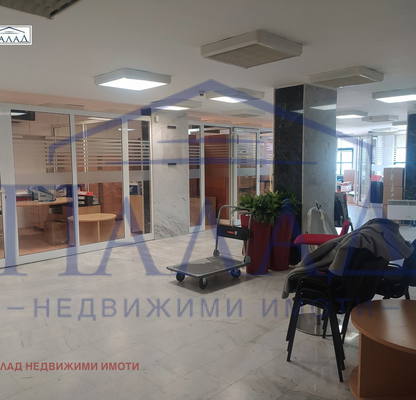 Снимка 2 — Офис във Варна, Център