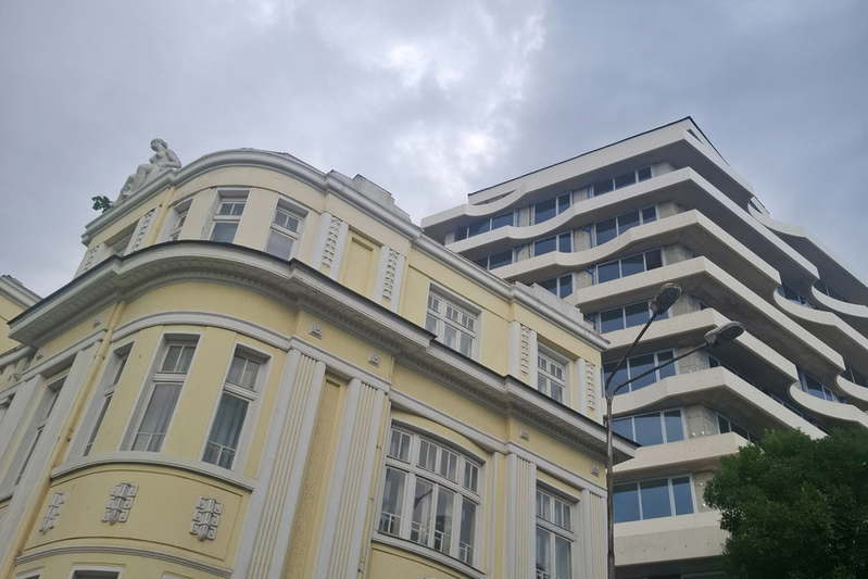 Office in Varna, Centyr