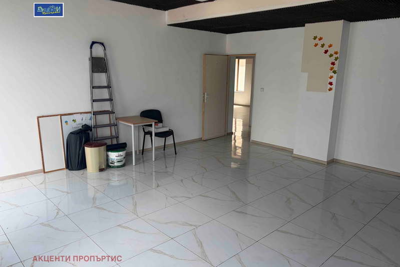 Office in Veliko Tyrnovo, Centyr