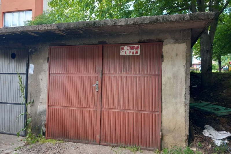 Garage/Parking in Oblast Vraca, Mezdra