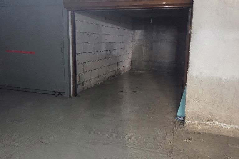 Garage/Parking in Pernik, Centyr
