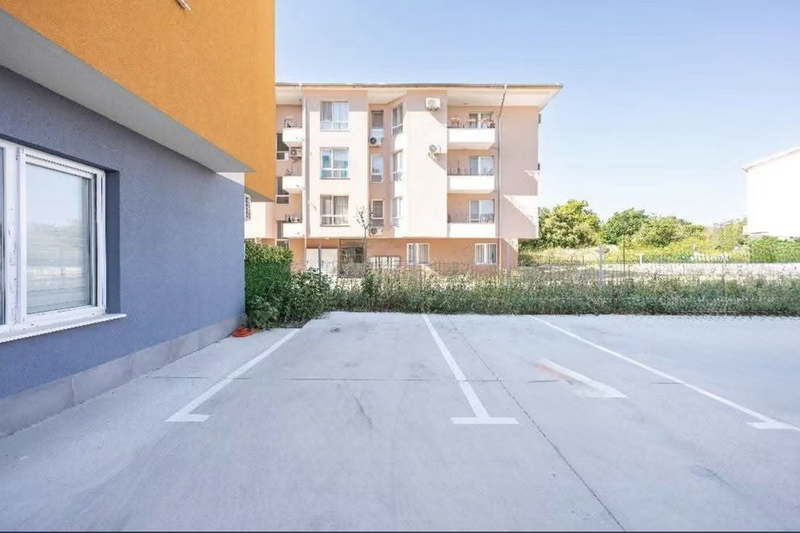 Garage/Parking in Plovdiv, Yujen