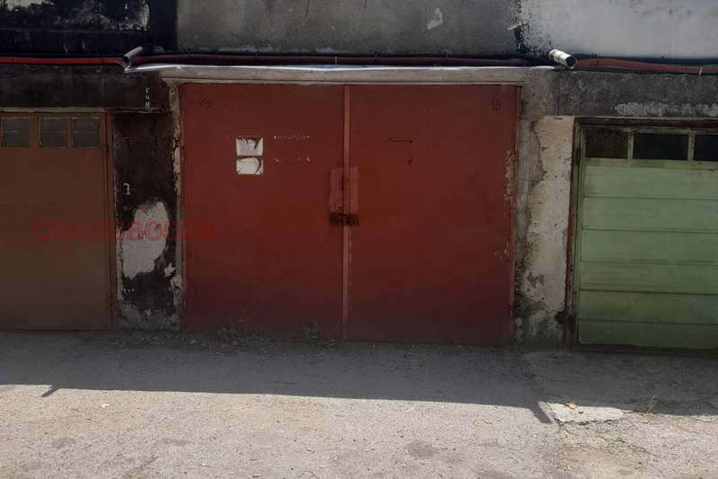 Garage/Parking in Ruse, Zdravec
