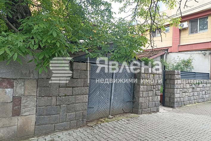 Гараж/Паркомясто в София, Център