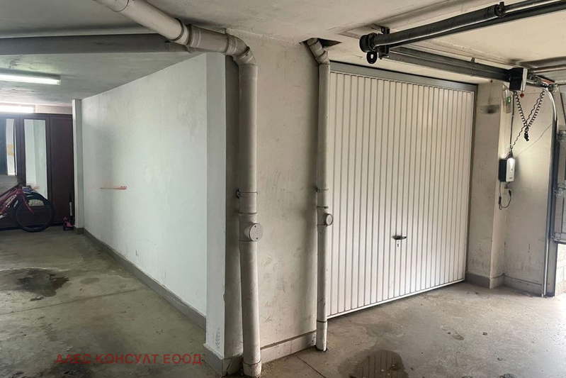 Garage/Parking in Sofiya, Dragalevci