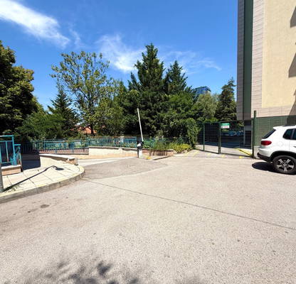 Photo 2 — Garage/Parking in Sofiya, Iztok