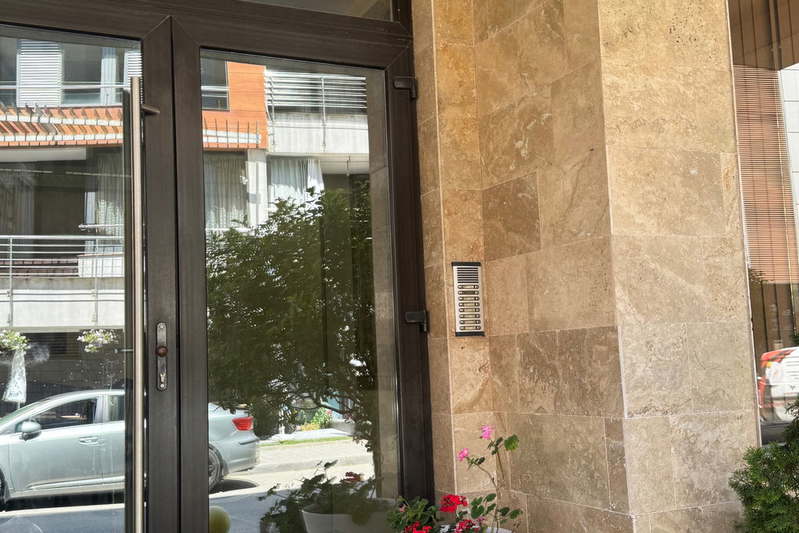 Гараж/Паркомясто в София, Кръстова вада