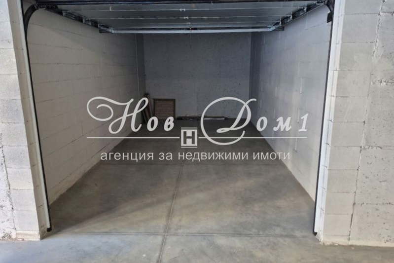Гараж/Паркомясто в София, Кръстова вада