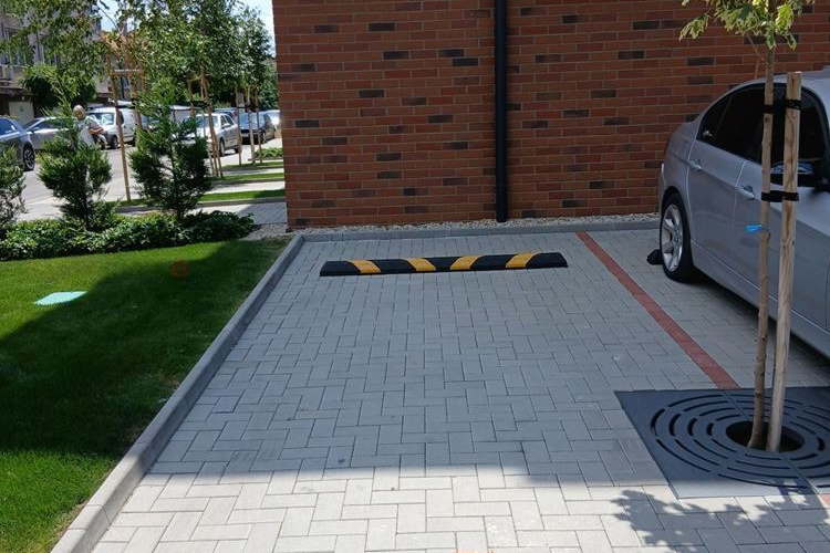 Гараж/Паркомясто в София, Левски