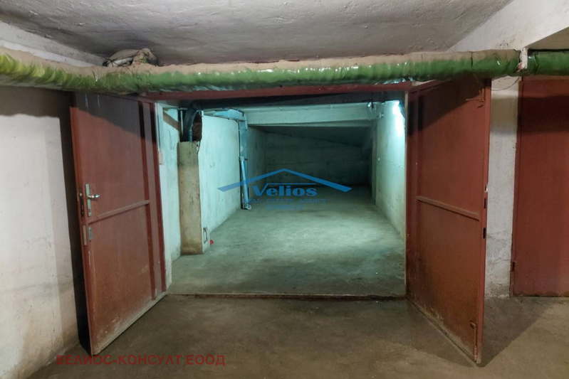 Garage/Parking in Sofiya, Strelbishte