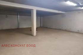 Garage/Parking in Sofiya, Strelbishte